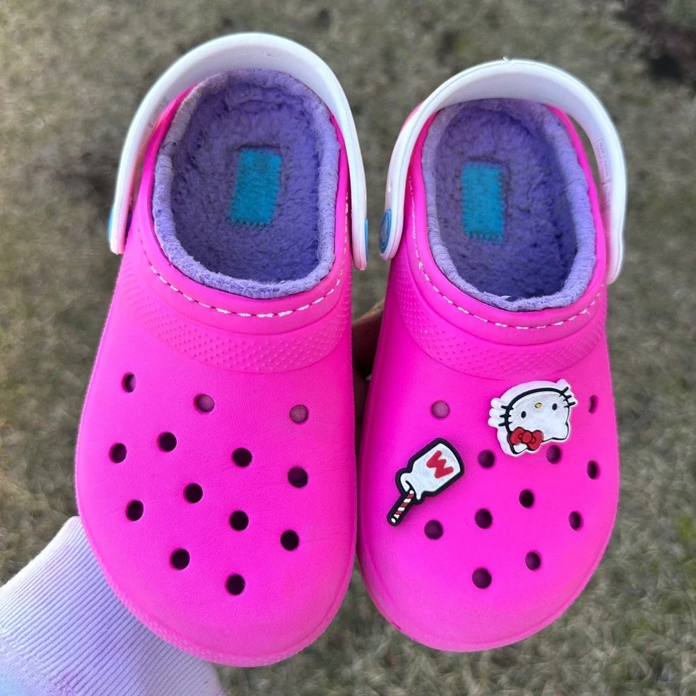 CROCS preowned fairly